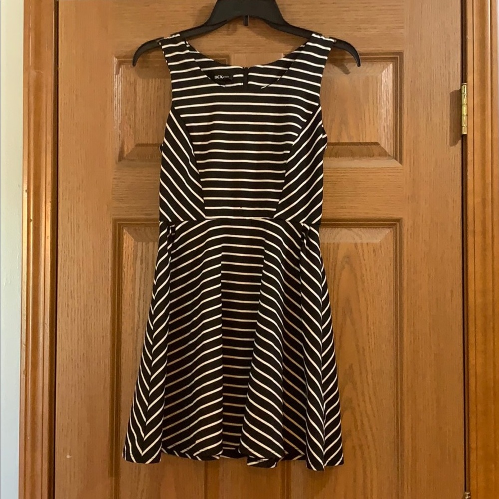 BCX Dress size 7